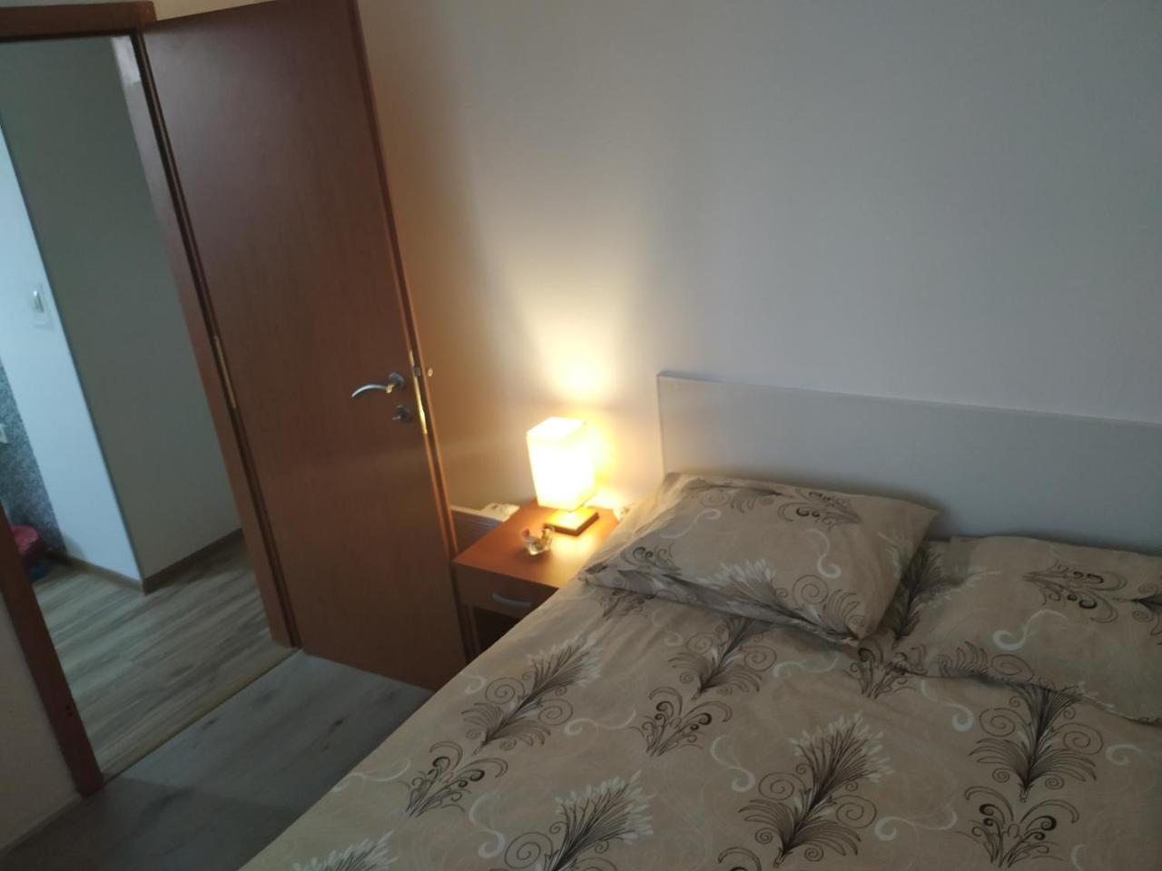 Apartment Dora Podgoriçe Dış mekan fotoğraf