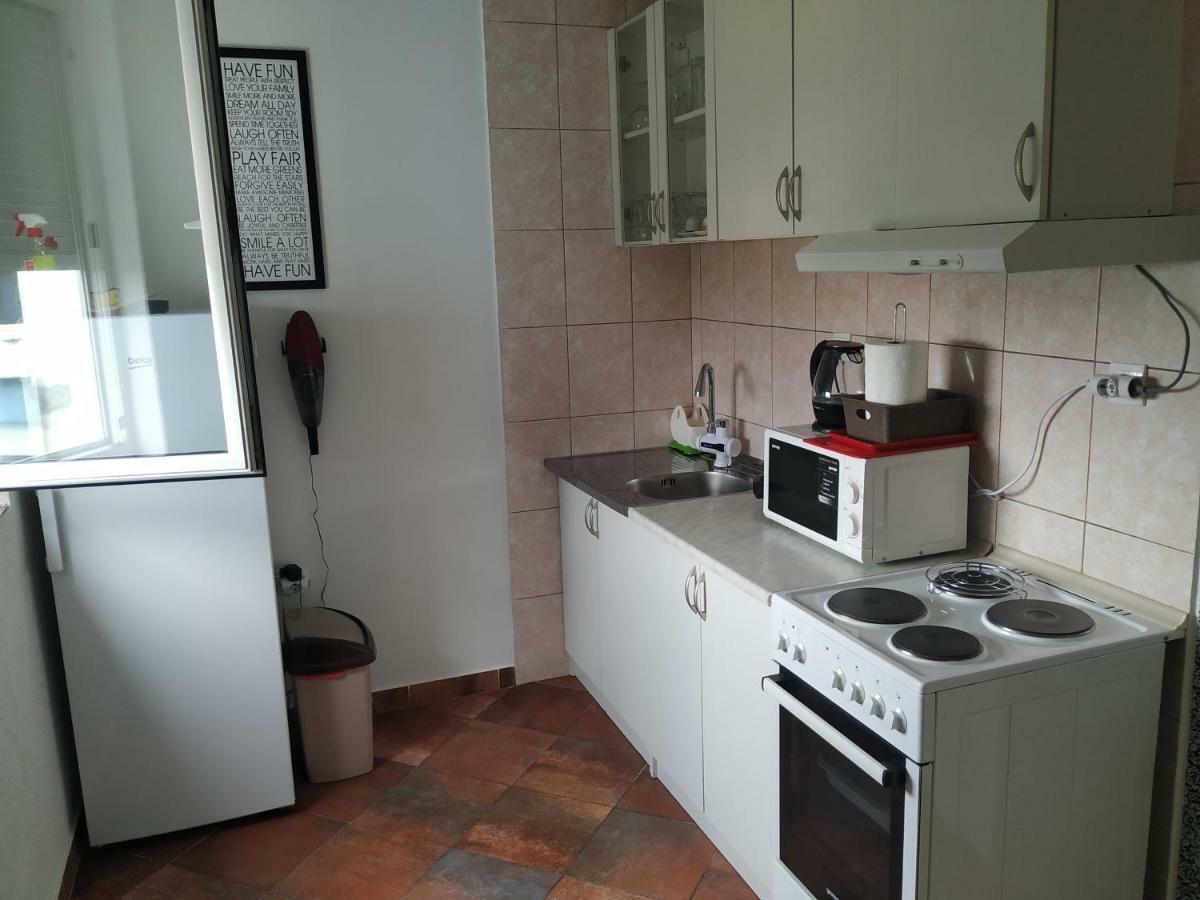 Apartment Dora Podgoriçe Dış mekan fotoğraf
